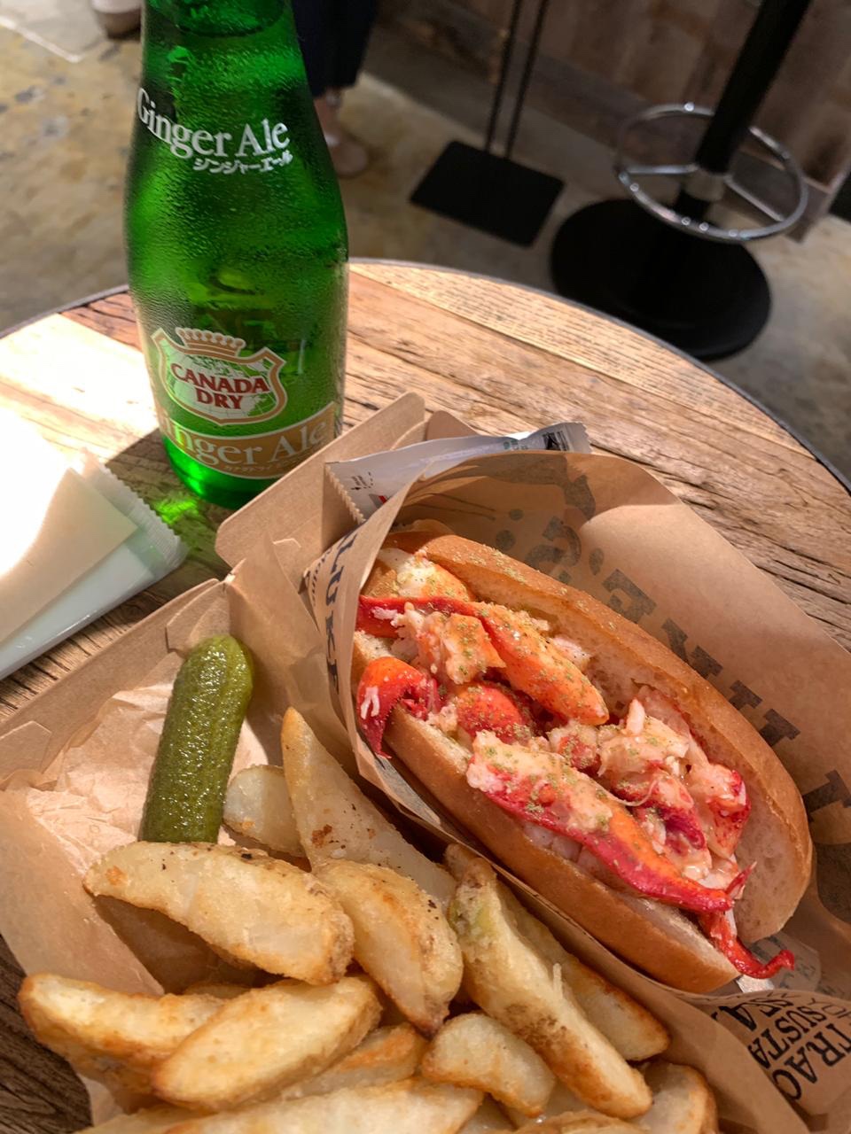 Lobster sandwich, fries and ginger ale