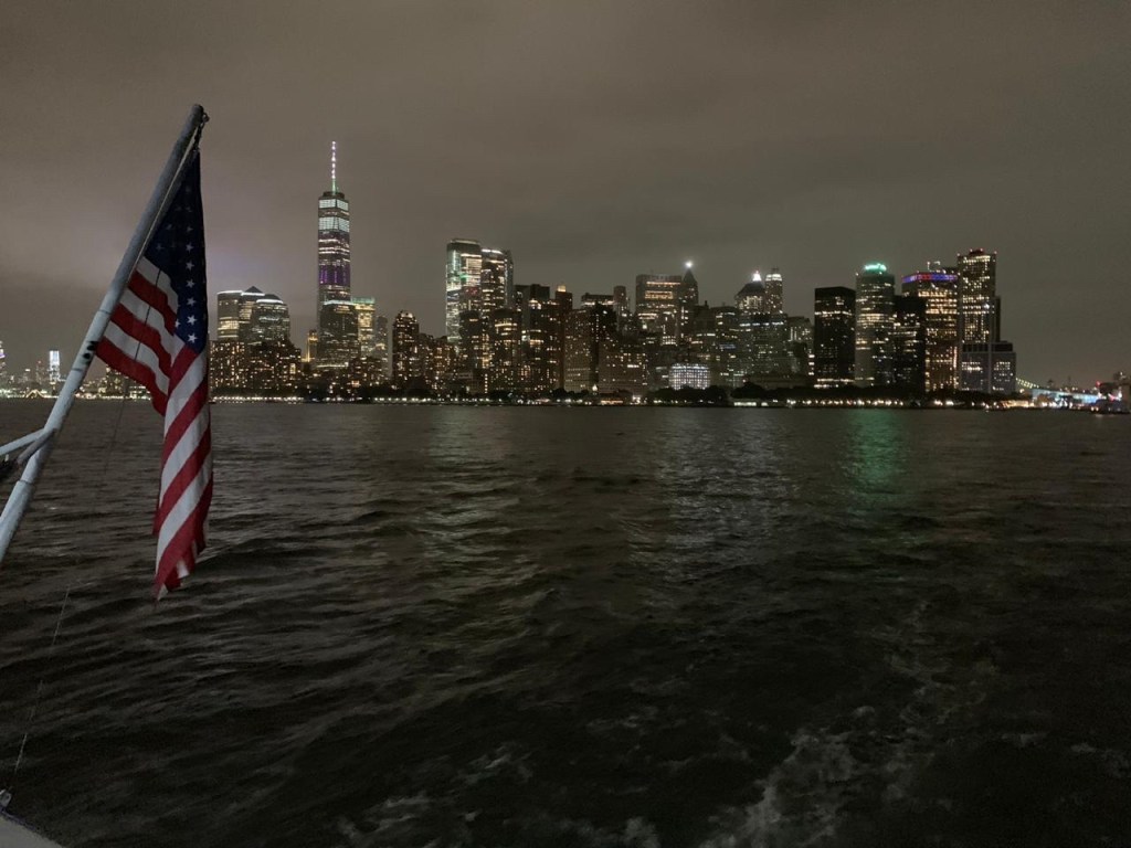 Manhattan skyline at night
